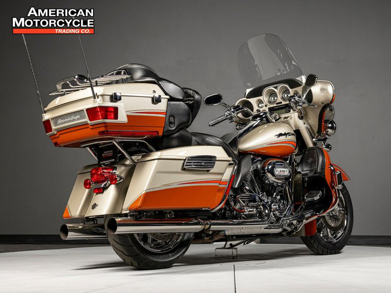 CVO® Ultra Classic® Electra Glide®