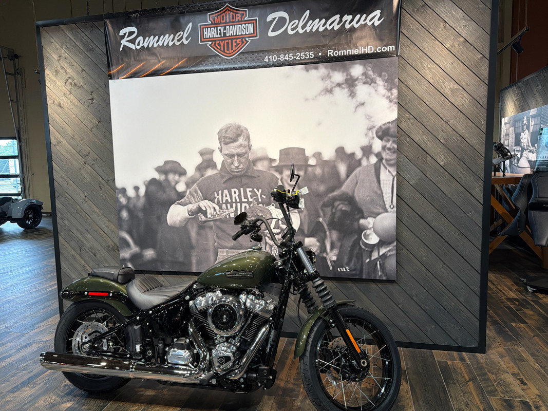 Street Bob®