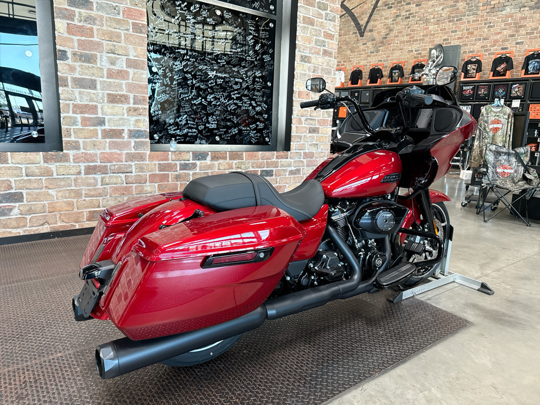 Road Glide®