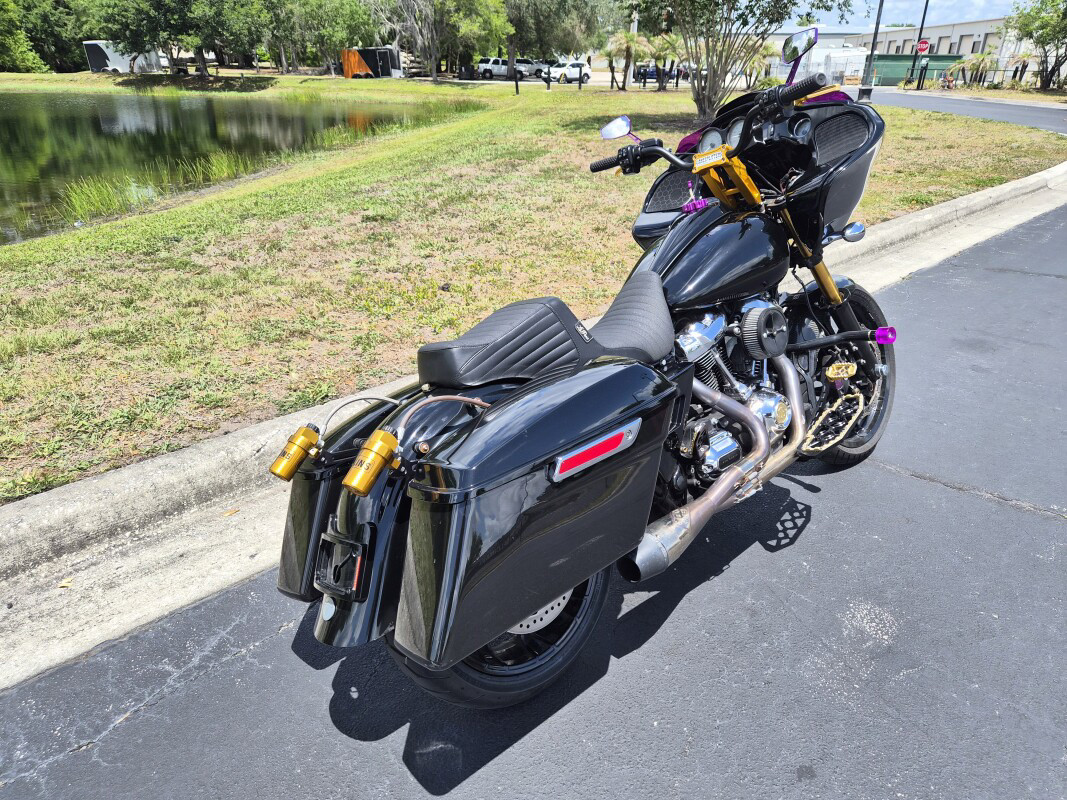 Road Glide®