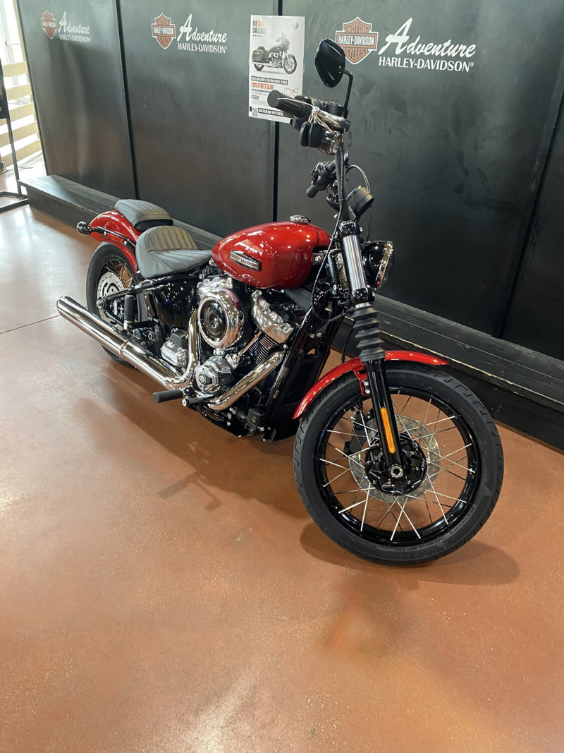 Street Bob®