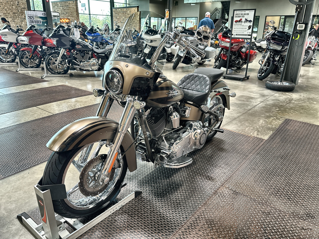 CVO® Softail® Convertible