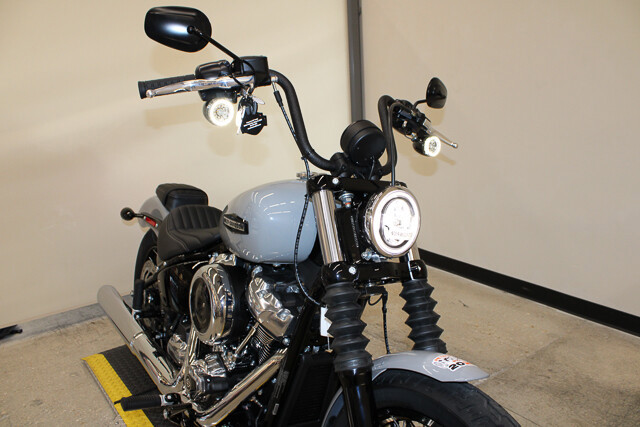 Street Bob®
