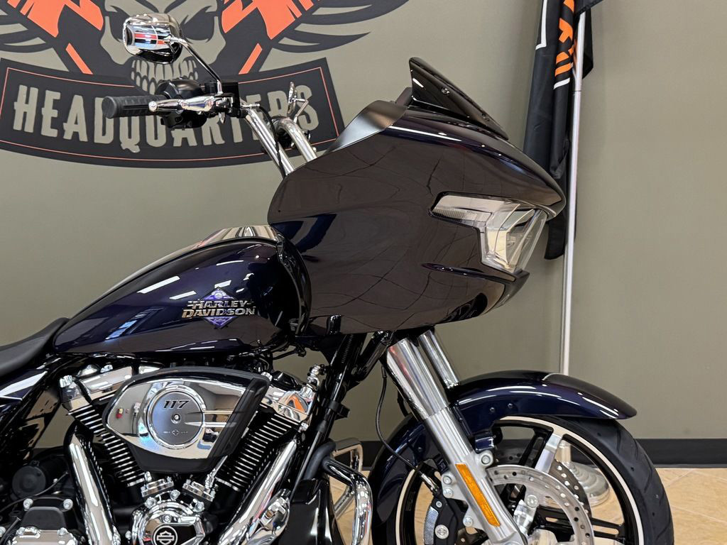 Road Glide®