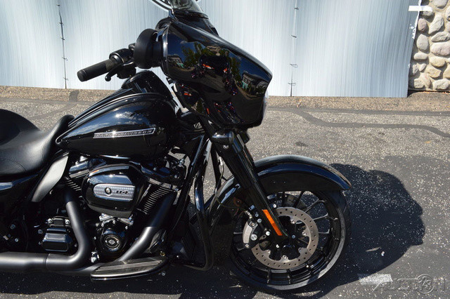 Street Glide® Special