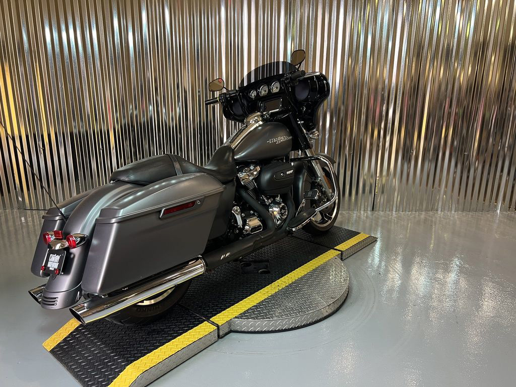 Street Glide® Special