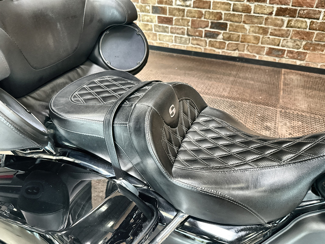 Electra Glide® Ultra Limited® Low