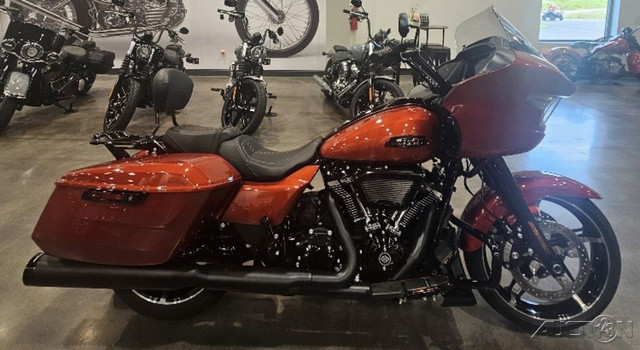 Road Glide®