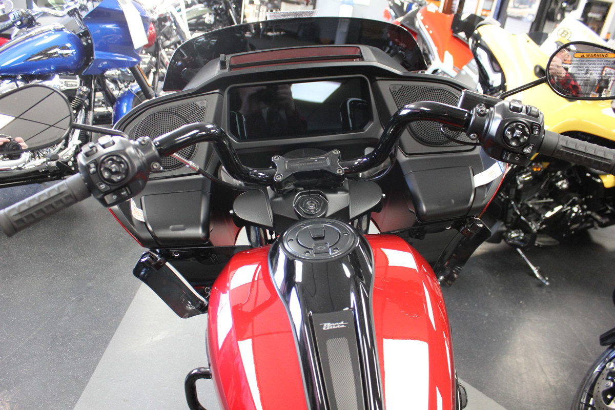 Road Glide®