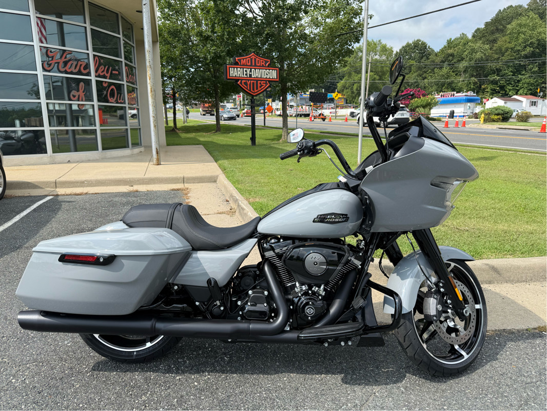 Road Glide®