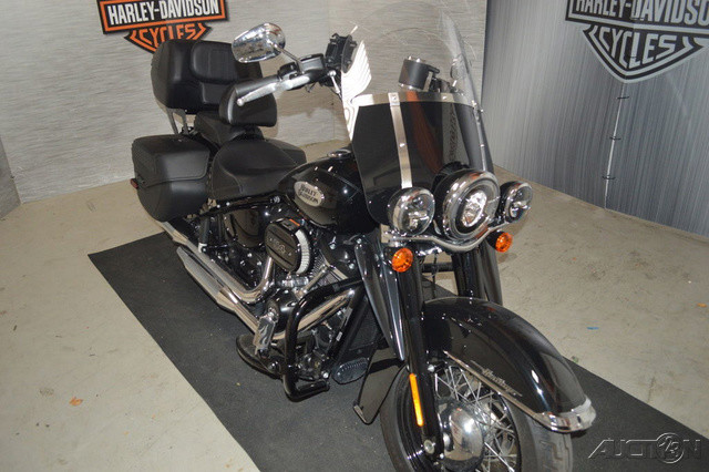 Heritage Classic 114