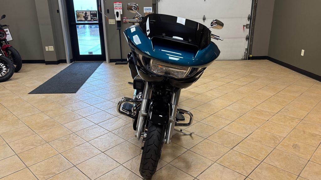 Road Glide®