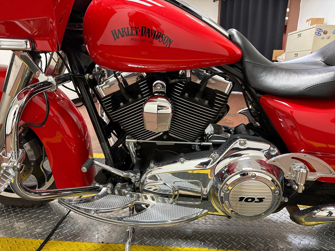 Road Glide® Custom