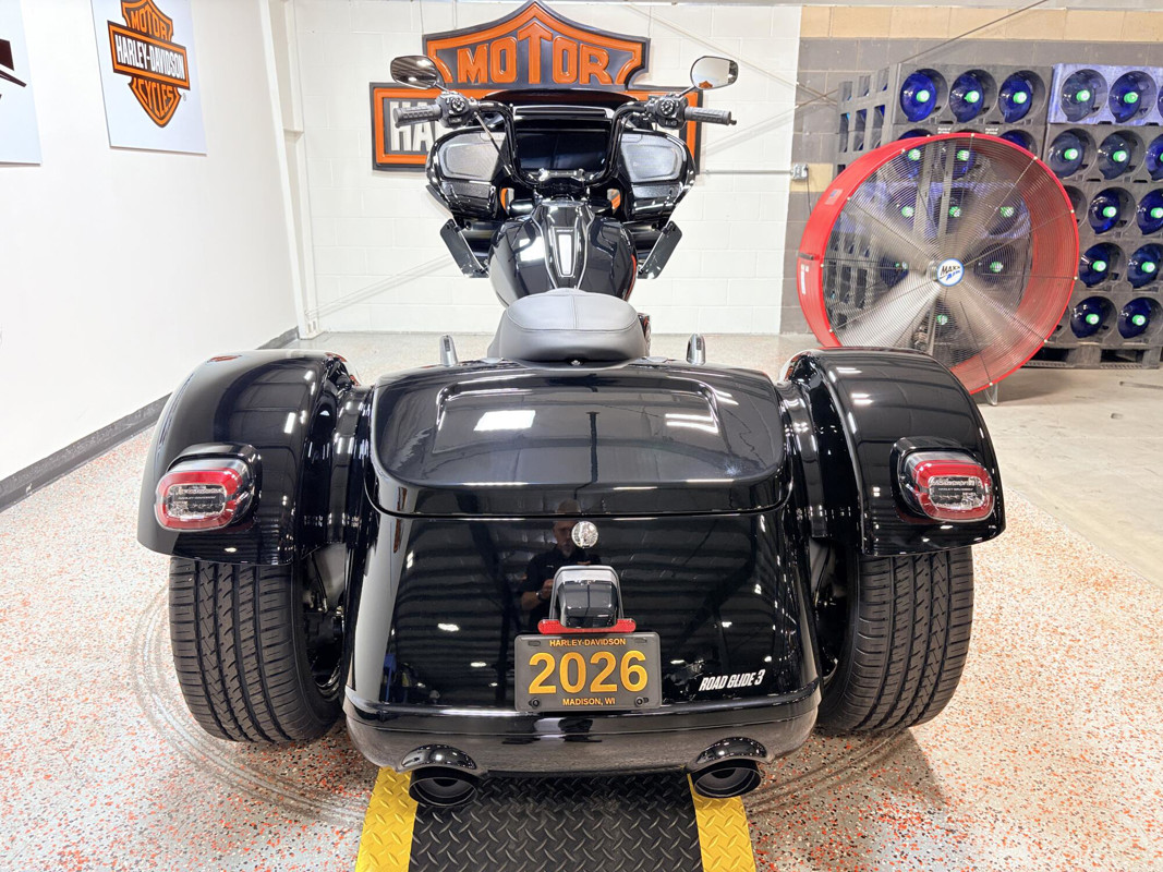 Road Glide® 3