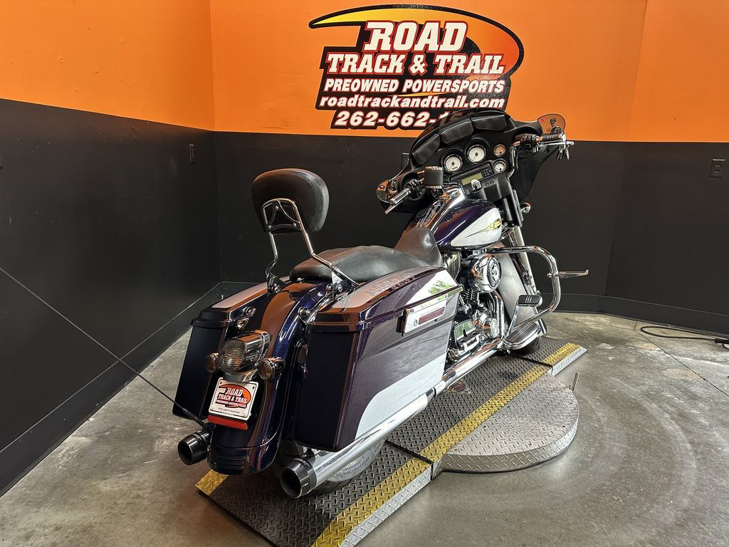 Street Glide®