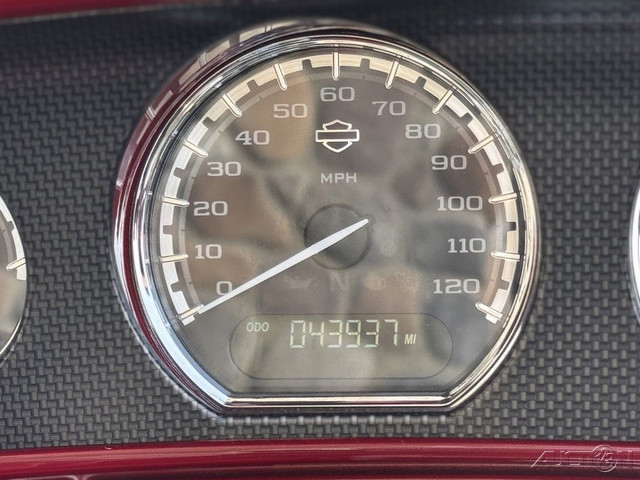 CVO® Street Glide®