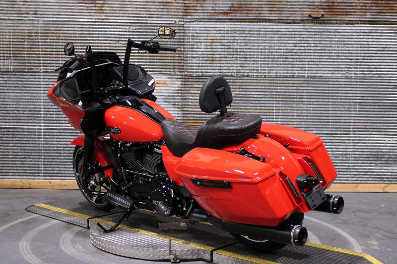 Road Glide®