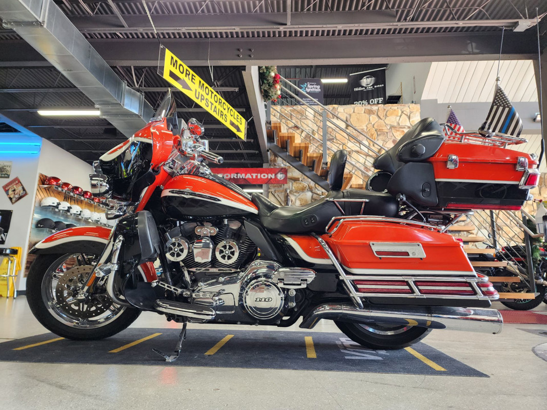 CVO® Ultra Classic® Electra Glide®