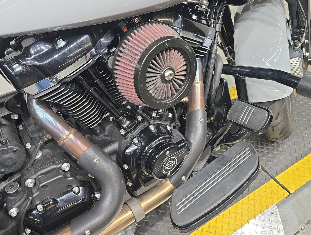 Road Glide®