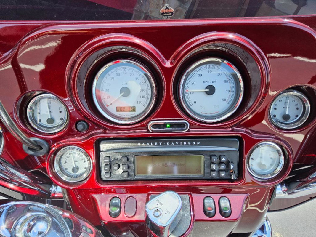 Street Glide®