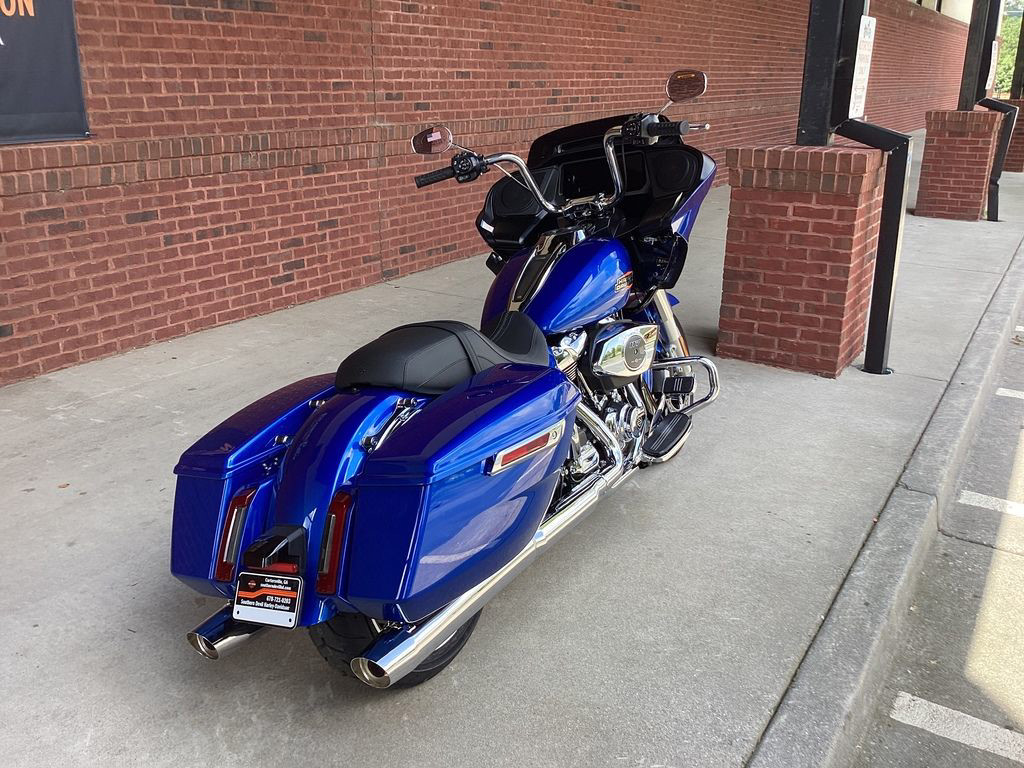Road Glide®