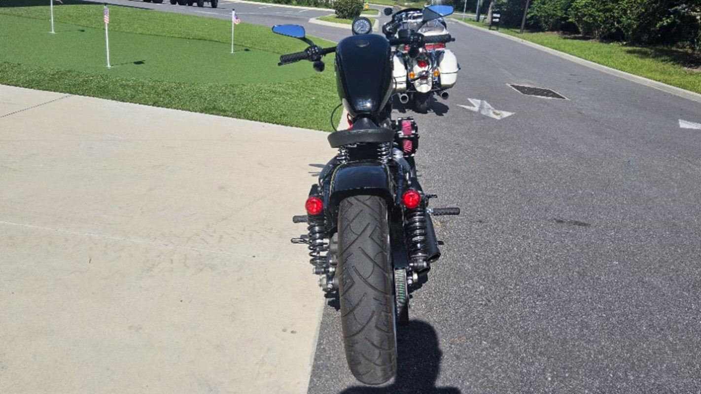 Iron 883®