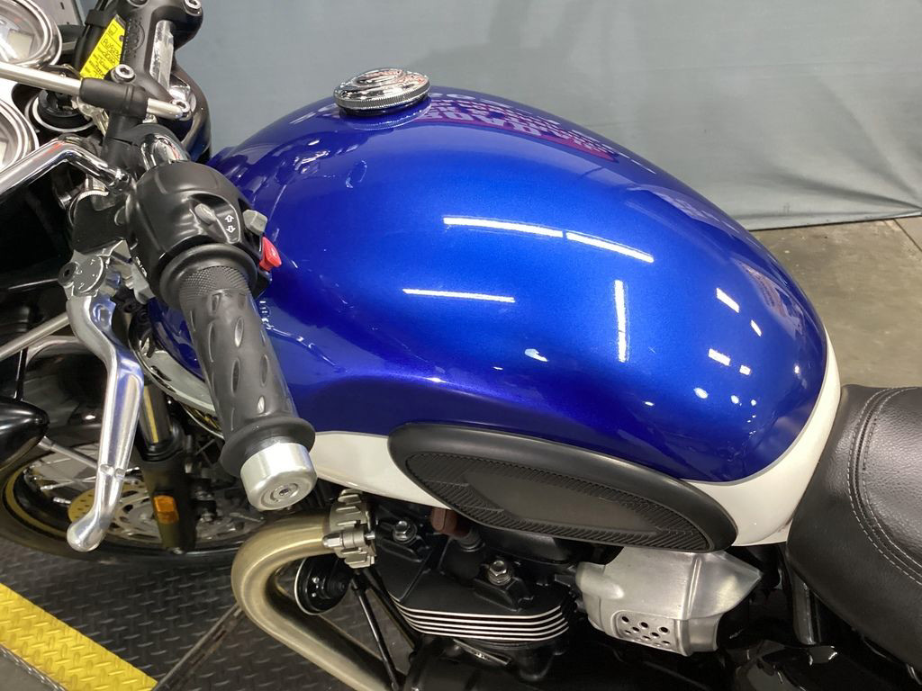 Bonneville T100
