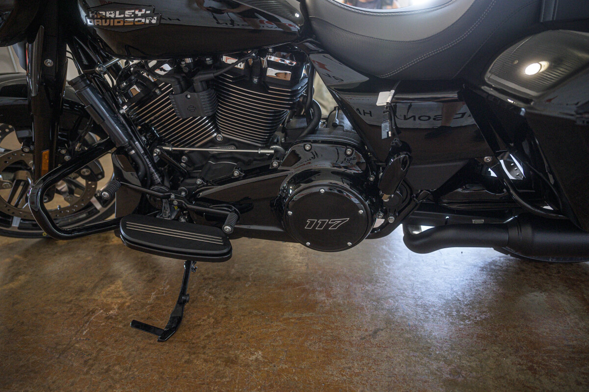 Street Glide®