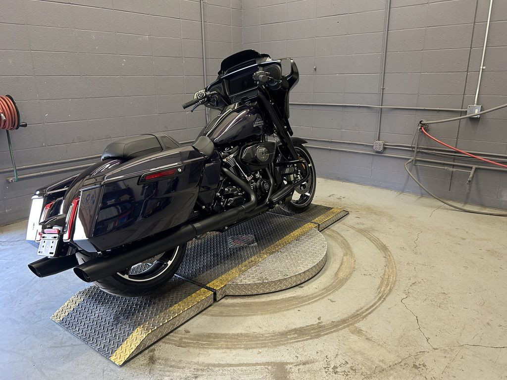 Street Glide®