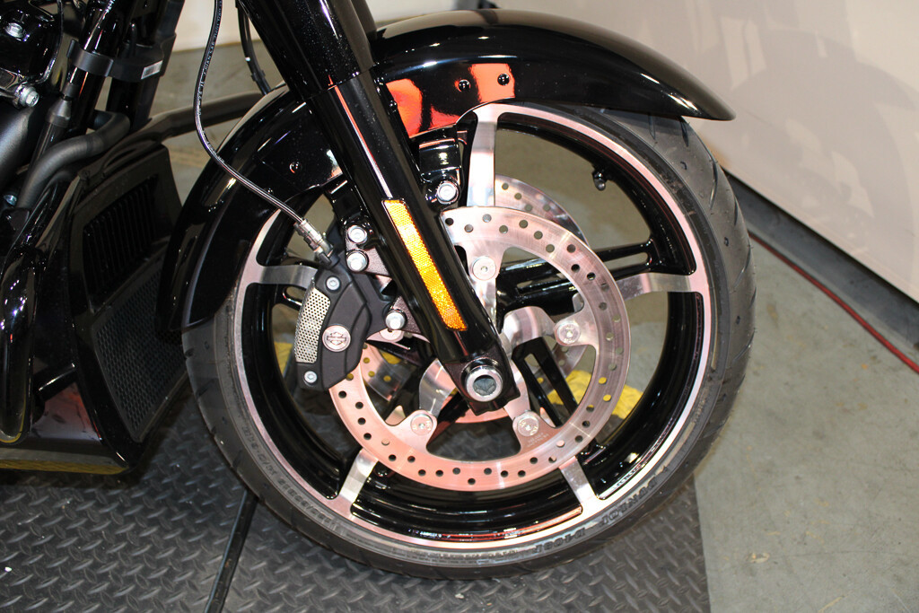 Street Glide®