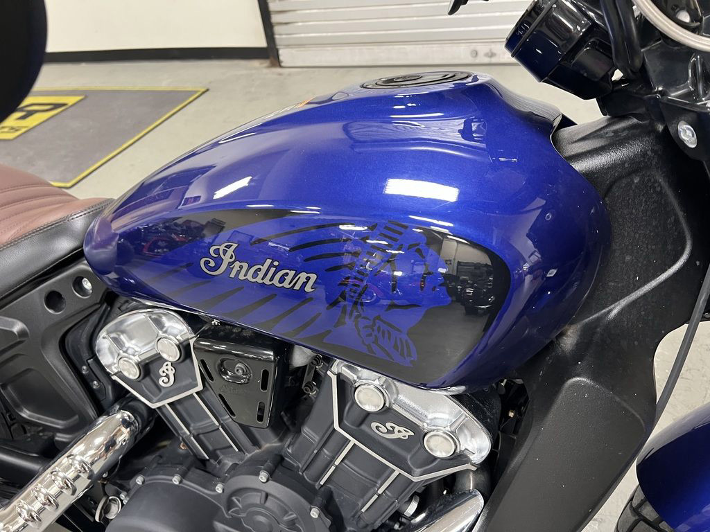Scout Bobber Twenty