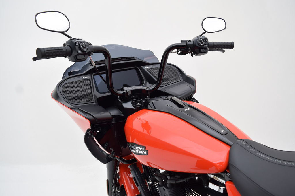Road Glide®
