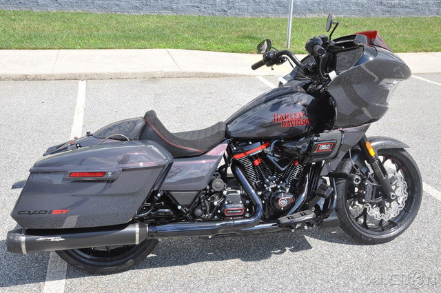 CVO® Road Glide® ST