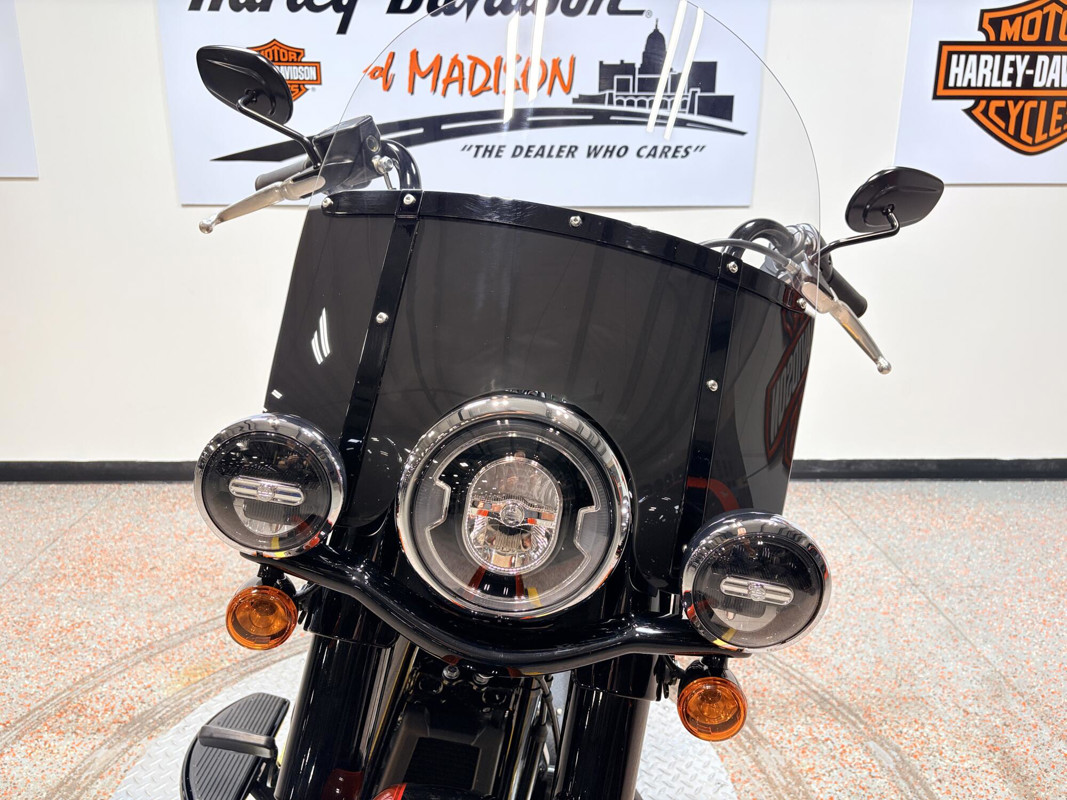 Heritage Classic 114