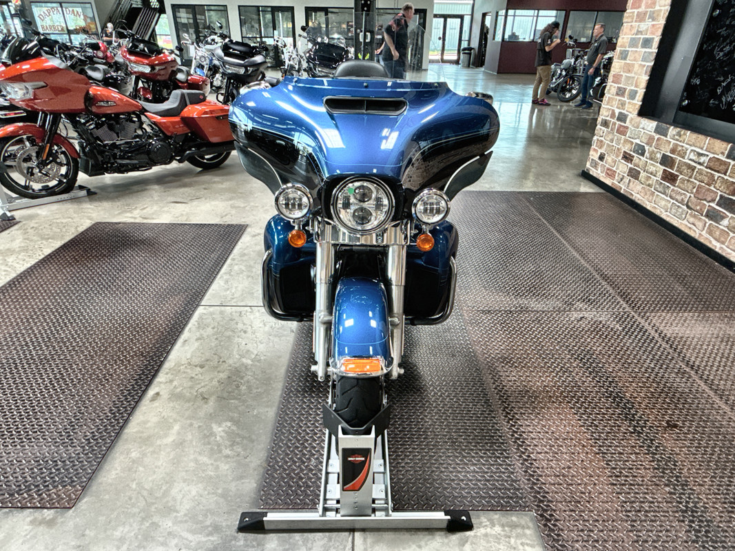 Electra Glide® Ultra® Limited 115th Anniversary