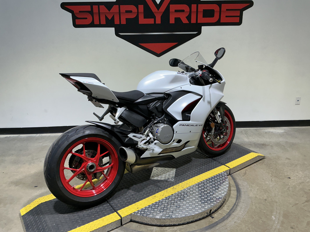 Panigale V2
