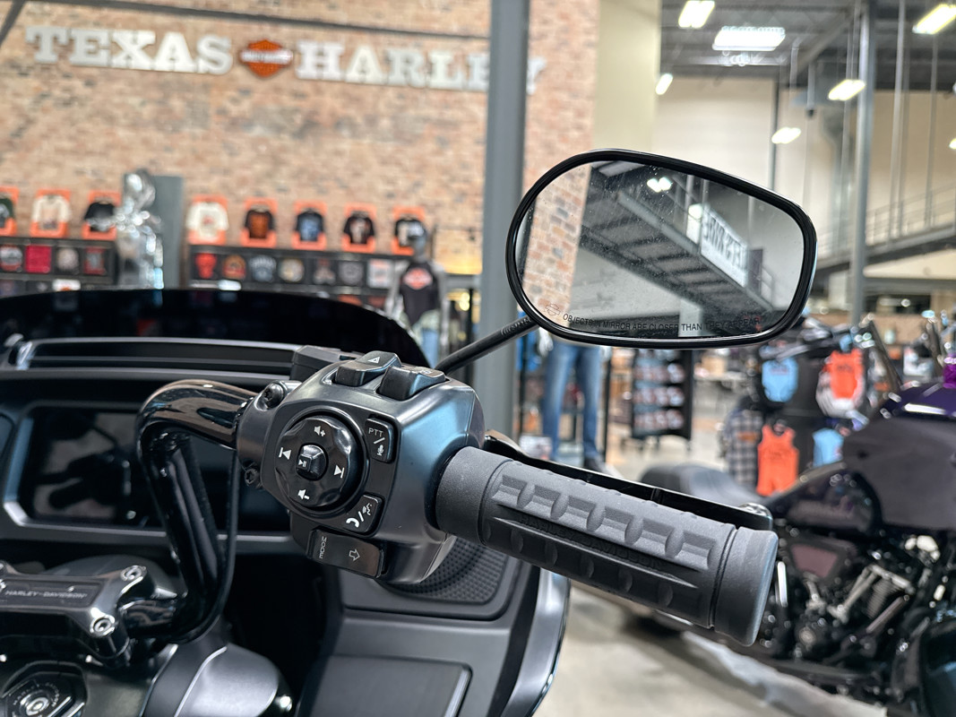 Road Glide®