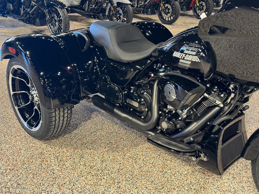 Road Glide® 3