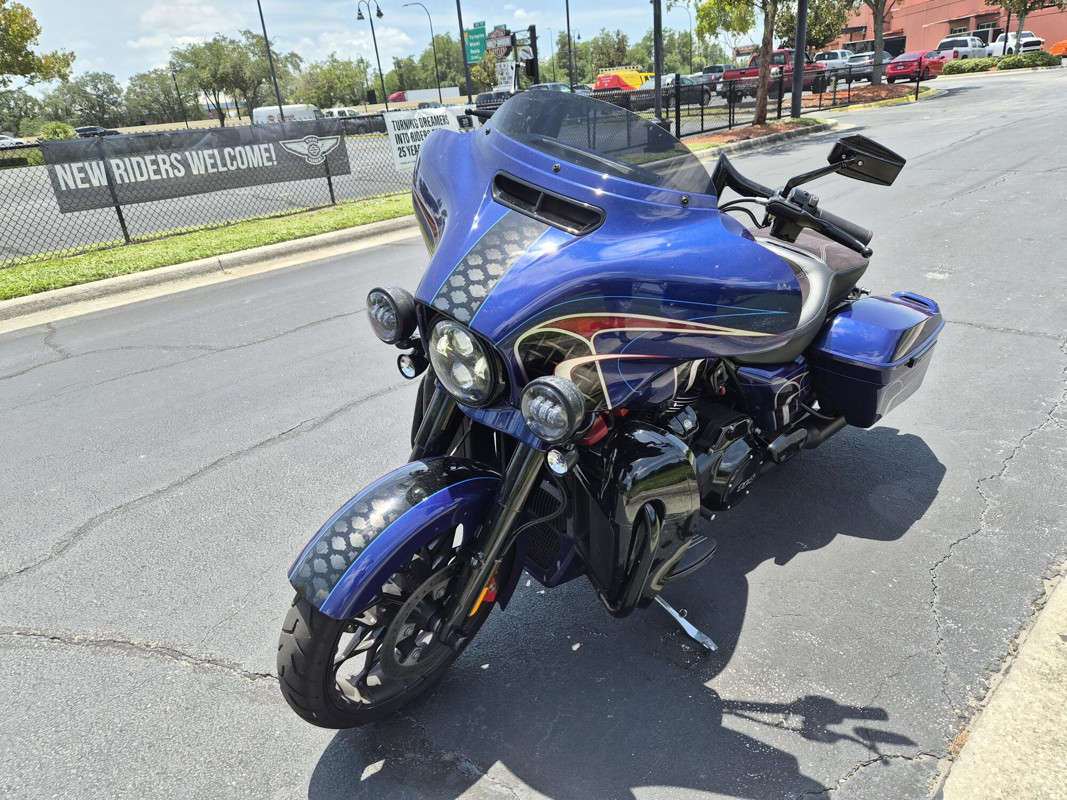 Street Glide® Special