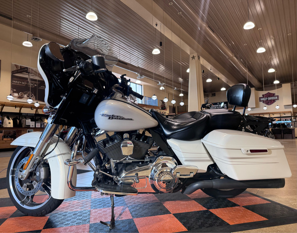 Street Glide® Special