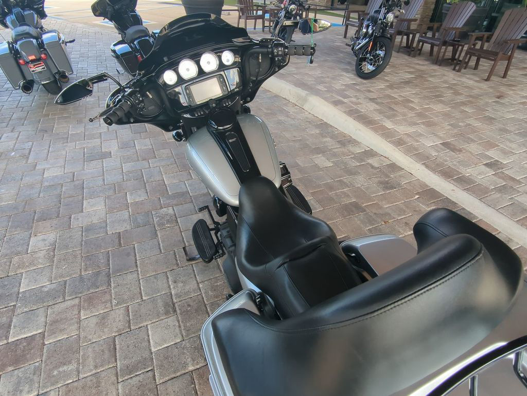 Street Glide® Special