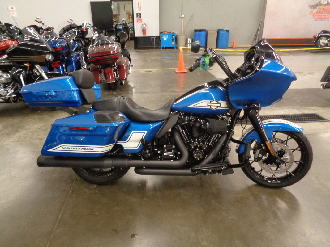 Road Glide® ST