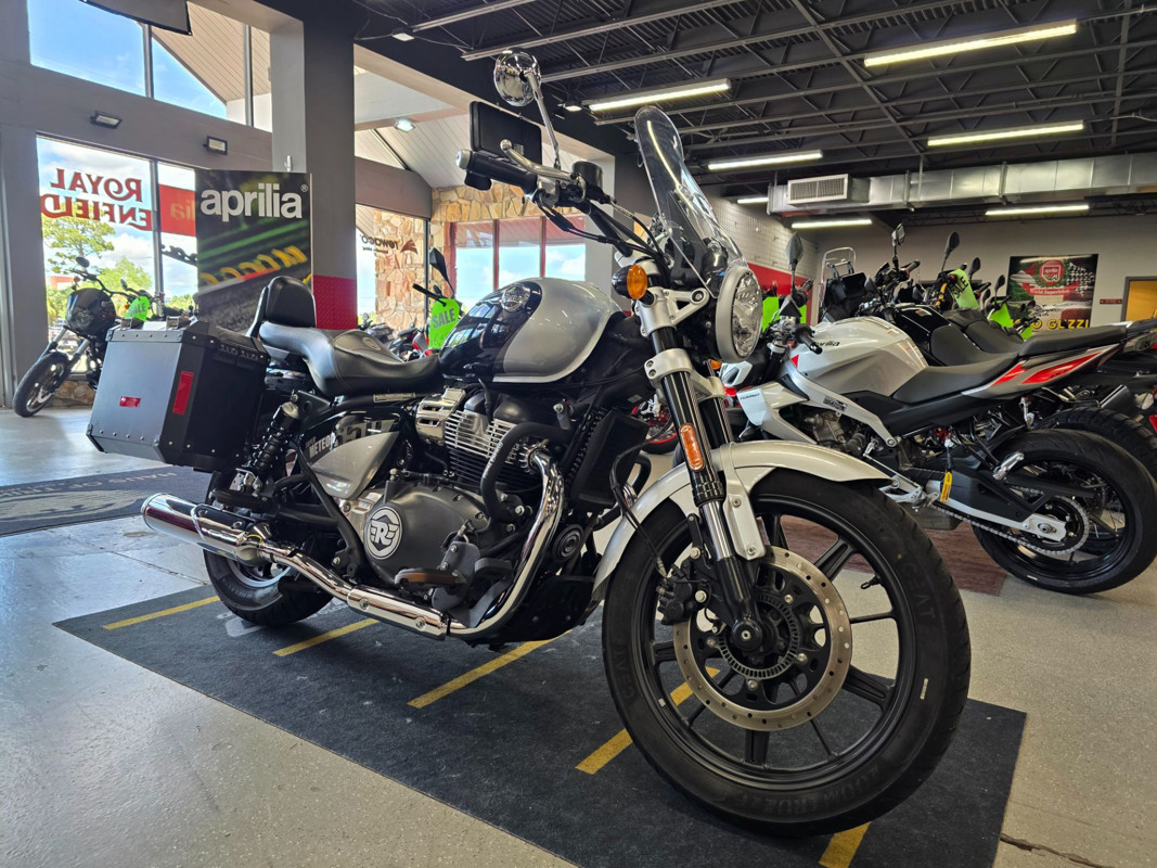 Super Meteor 650