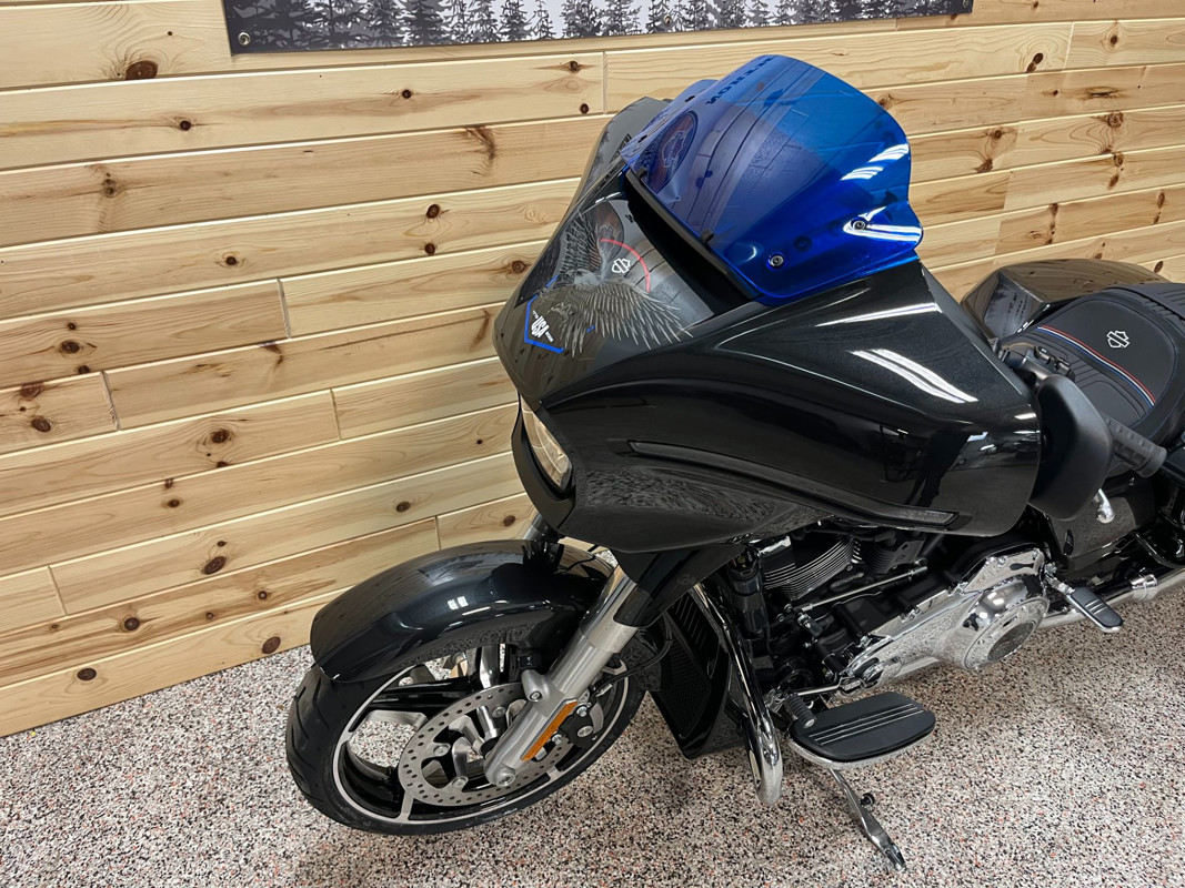 Street Glide®