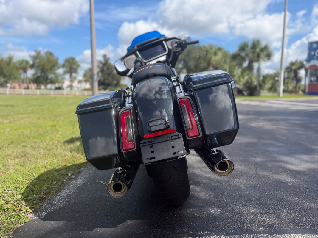 Street Glide®