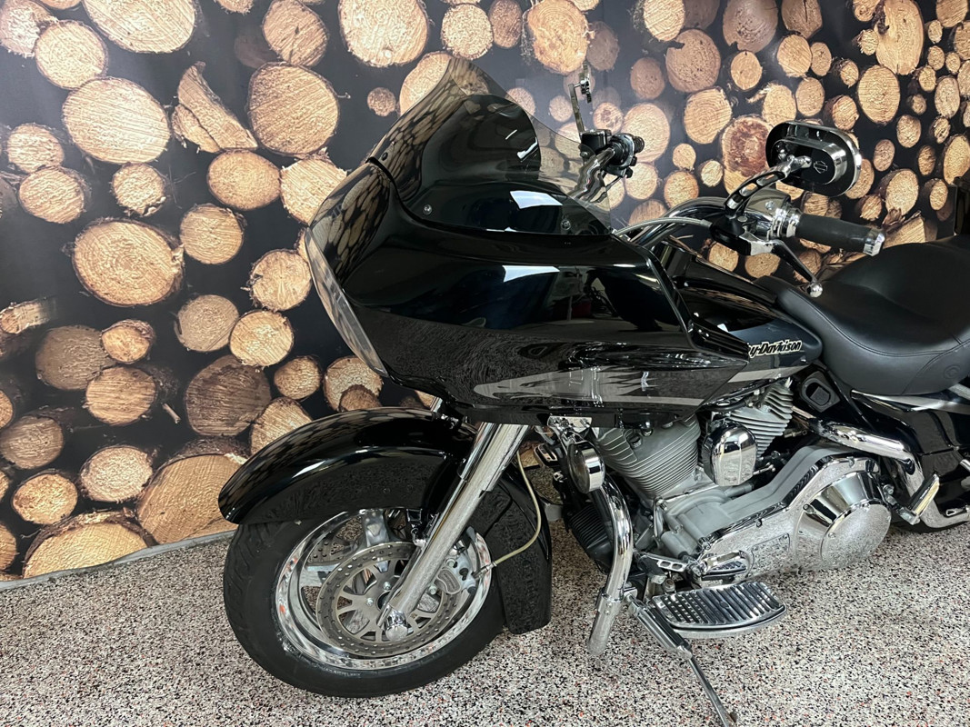 Road Glide®