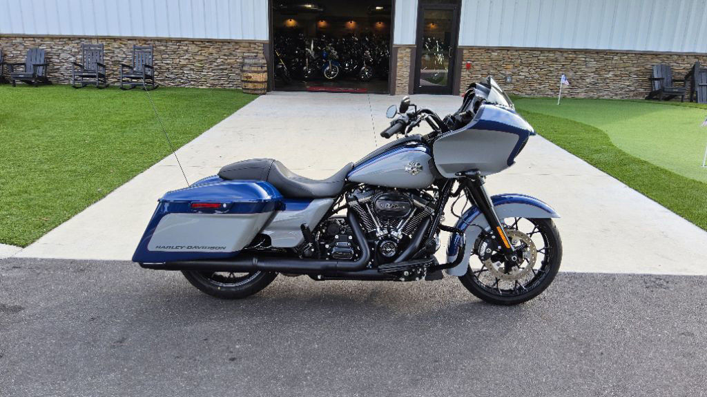 Road Glide® Special