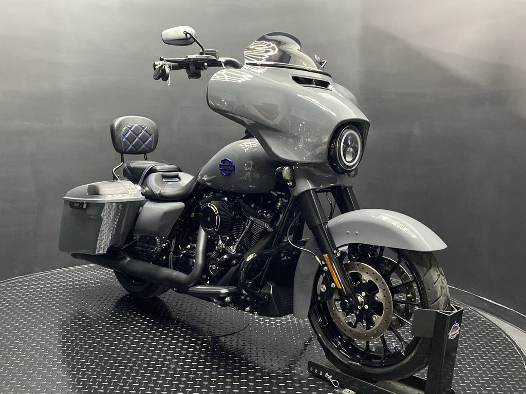 Street Glide® Special