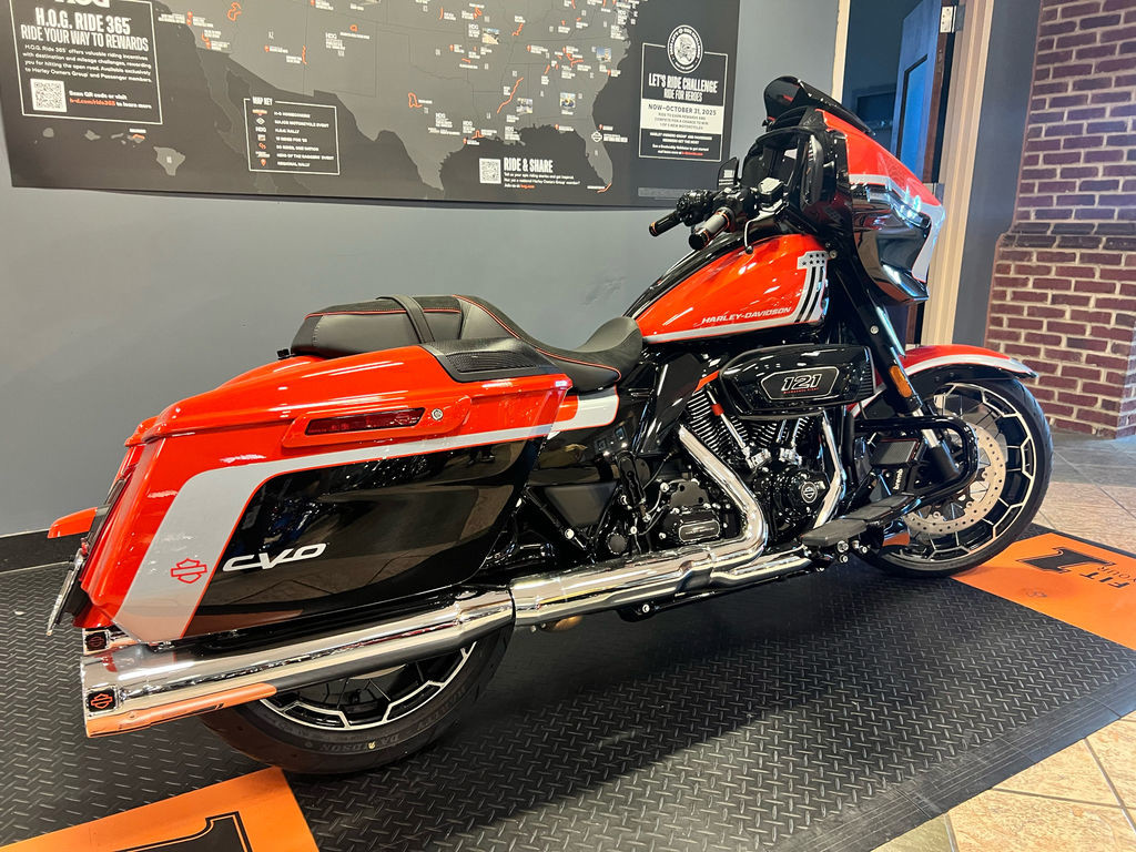 CVO® Street Glide®