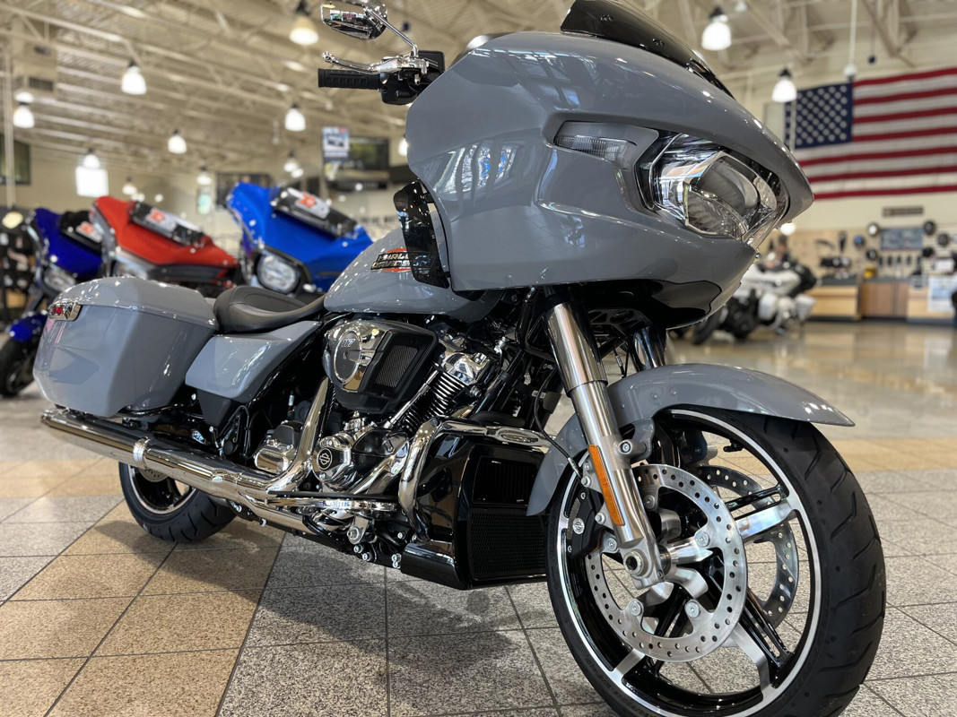 Road Glide®